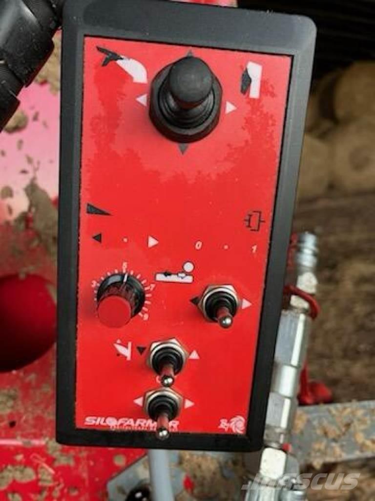 Silofarmer P 280 Cortadores, moinhos e desenroladores de fardos