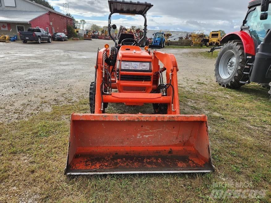 Kubota L 3400 DT Tratores Agrícolas usados