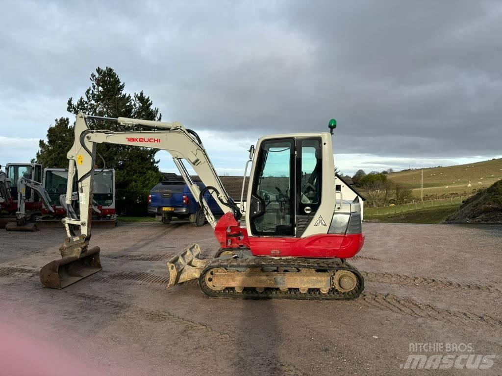 Takeuchi TB 250 Mini Escavadoras <7t