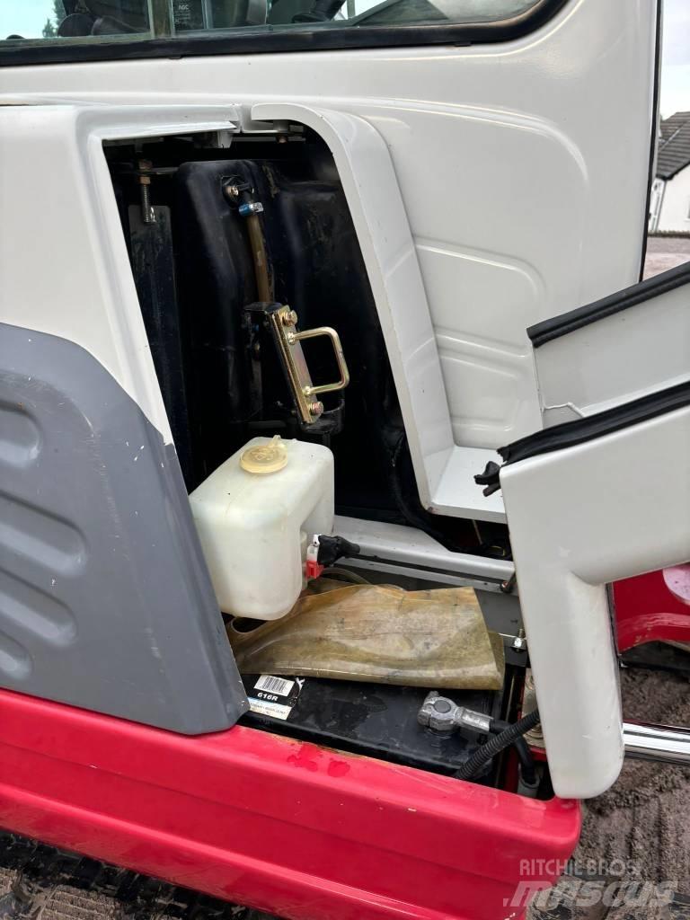 Takeuchi TB 250 Mini Escavadoras <7t