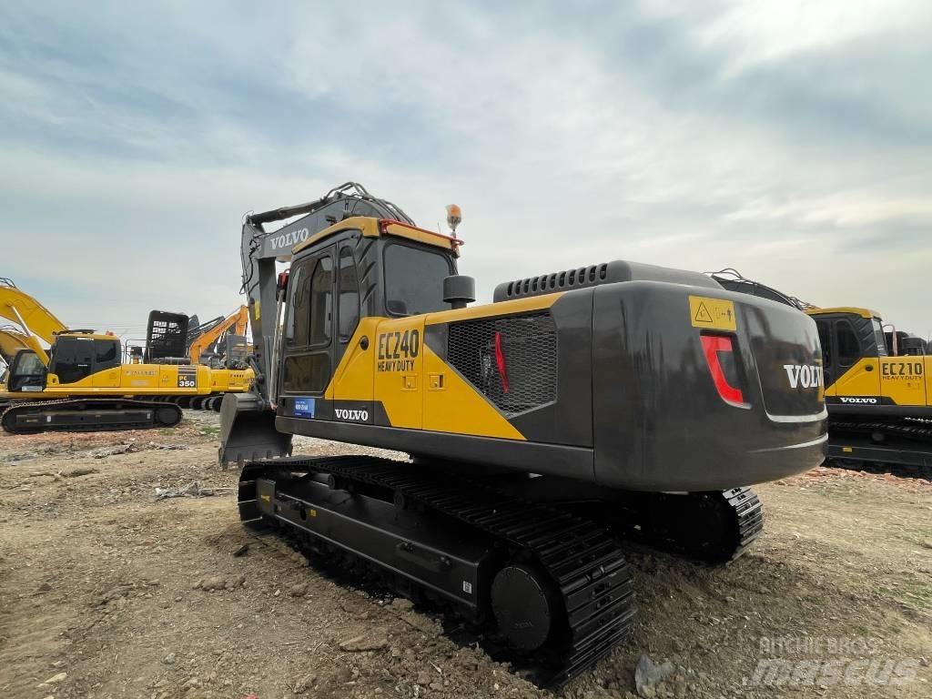 Volvo EC240D Escavadoras de rastos