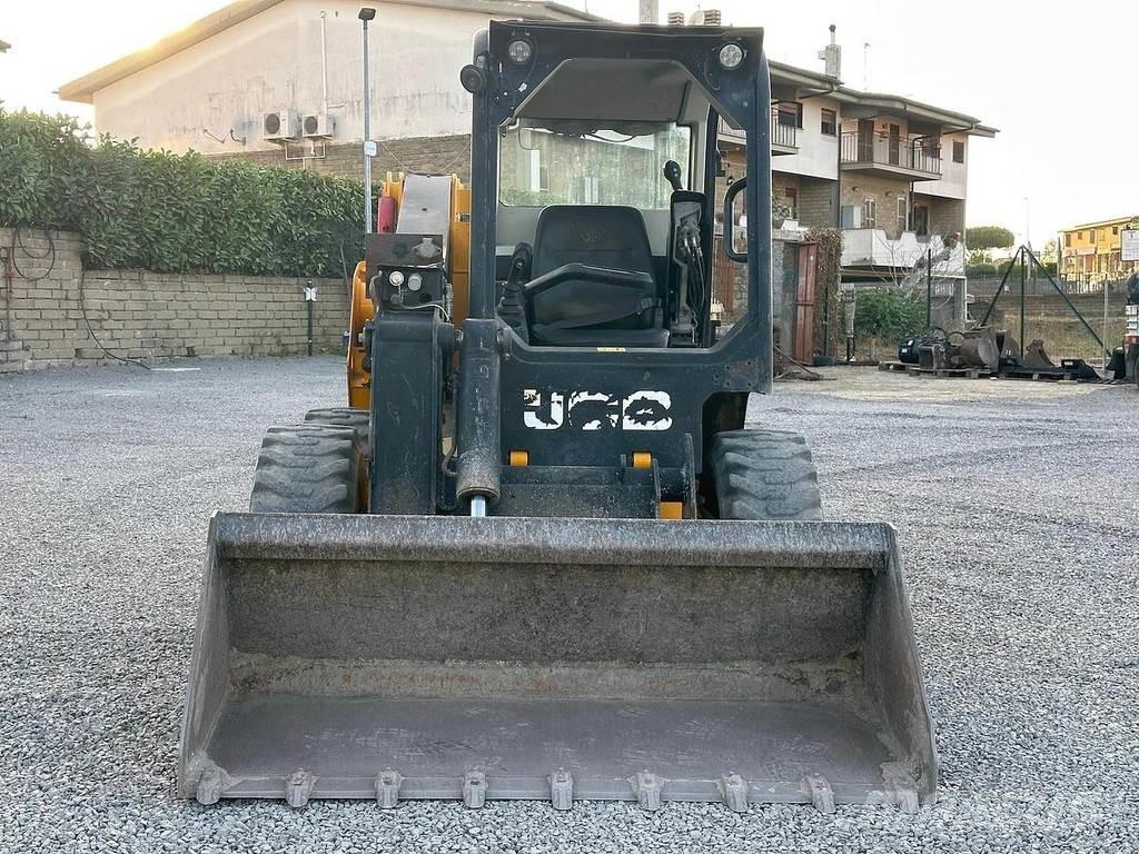 JCB 225 Mini carregadoras