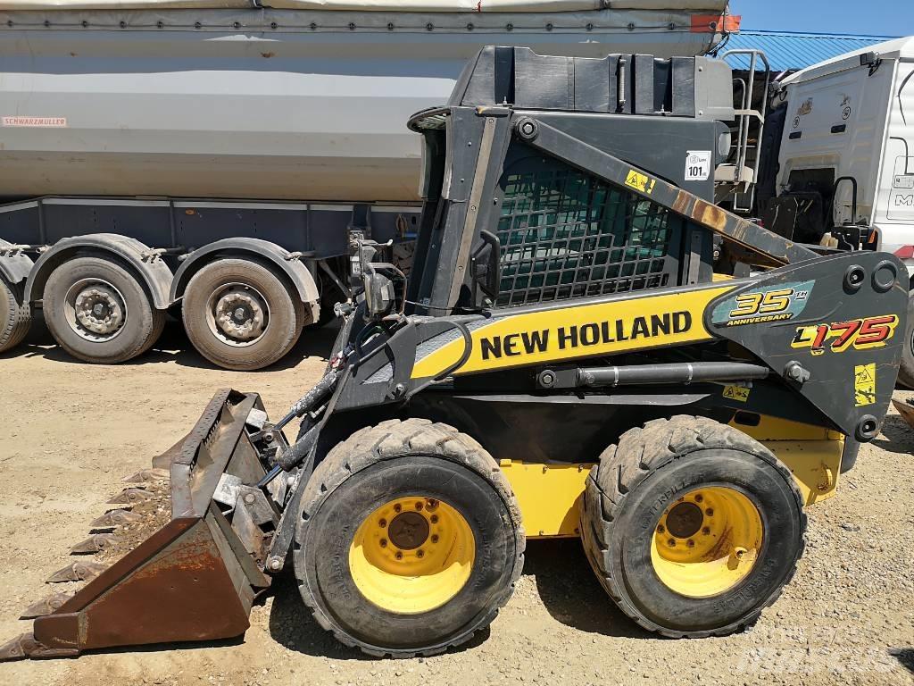 New Holland L 175 Carregadoras de direcção deslizante