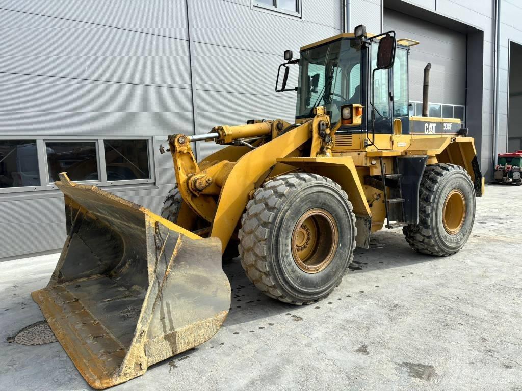 CAT 938F Pás carregadoras de rodas
