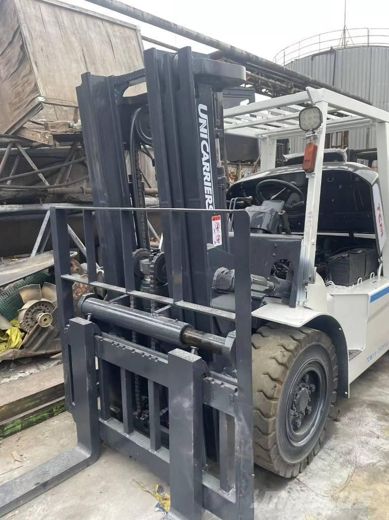 TCM 5 TON Empilhadores Diesel