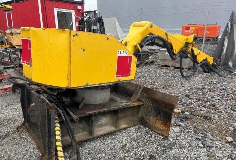 Brokk 330 Escavadoras de rastos