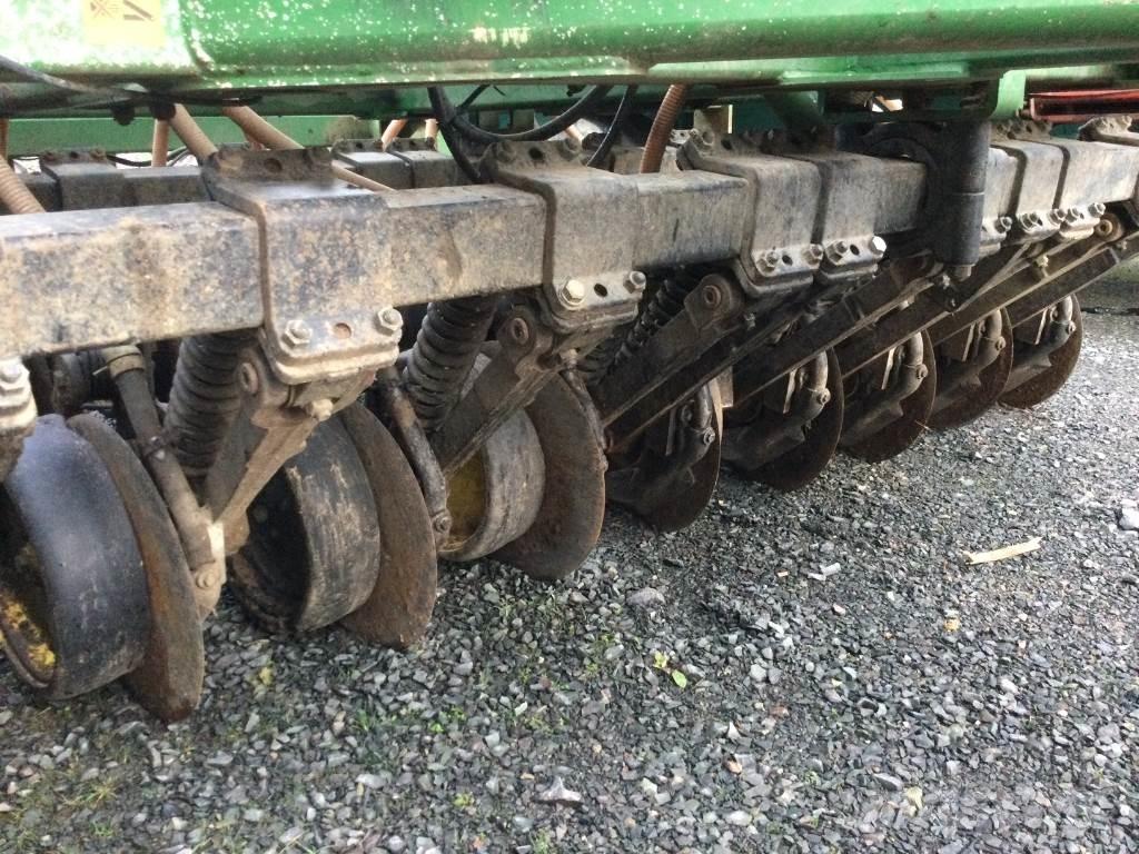 John Deere 750 A Perfuradoras combinadas
