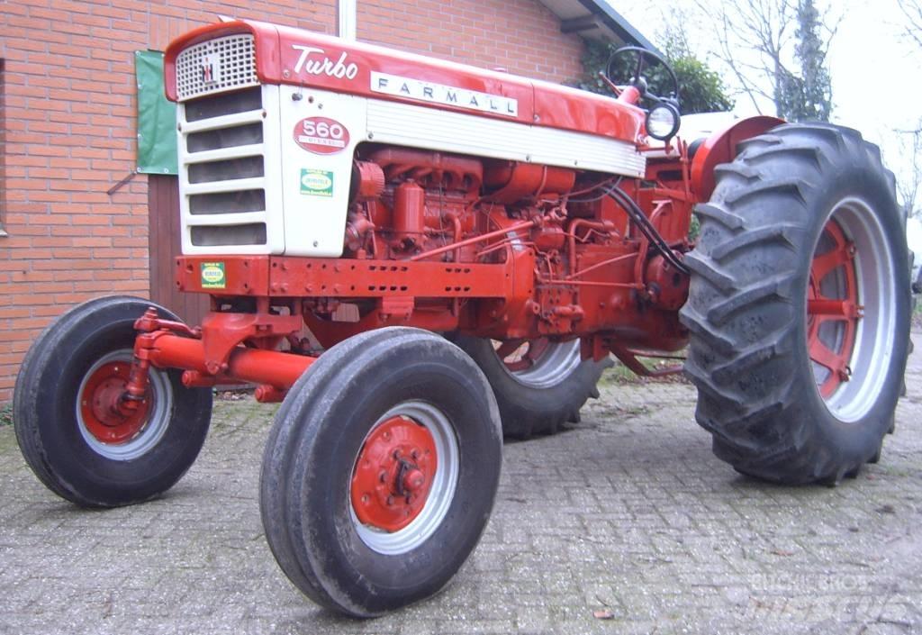 Farmall 560 Tratores Agrícolas usados