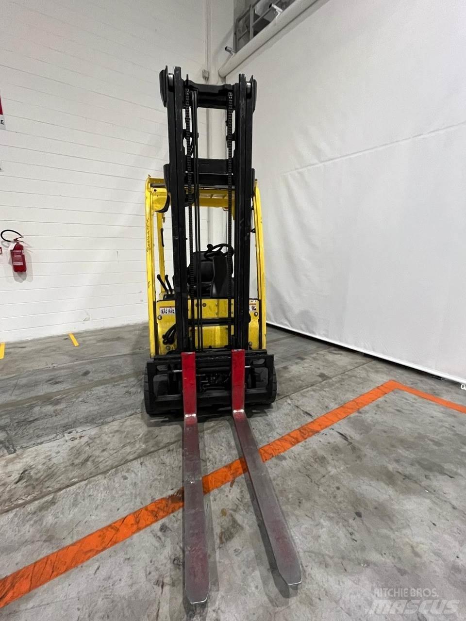 Hyster J2.0XN Empilhadores eléctricos