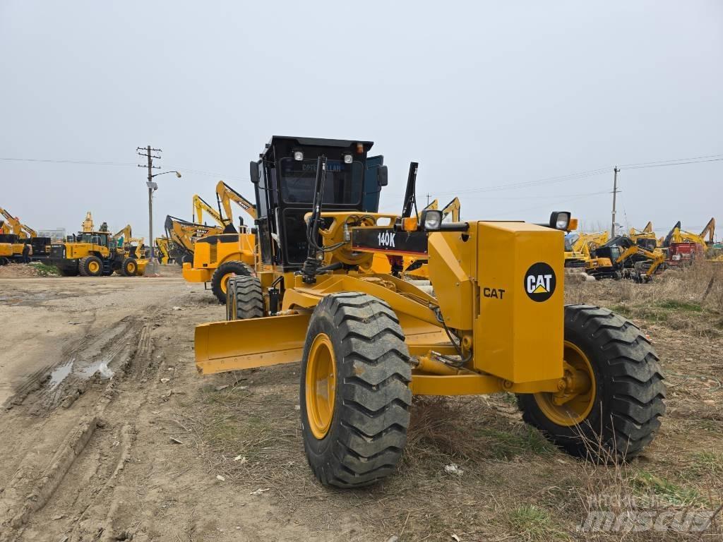 CAT 140 K Motoniveladoras