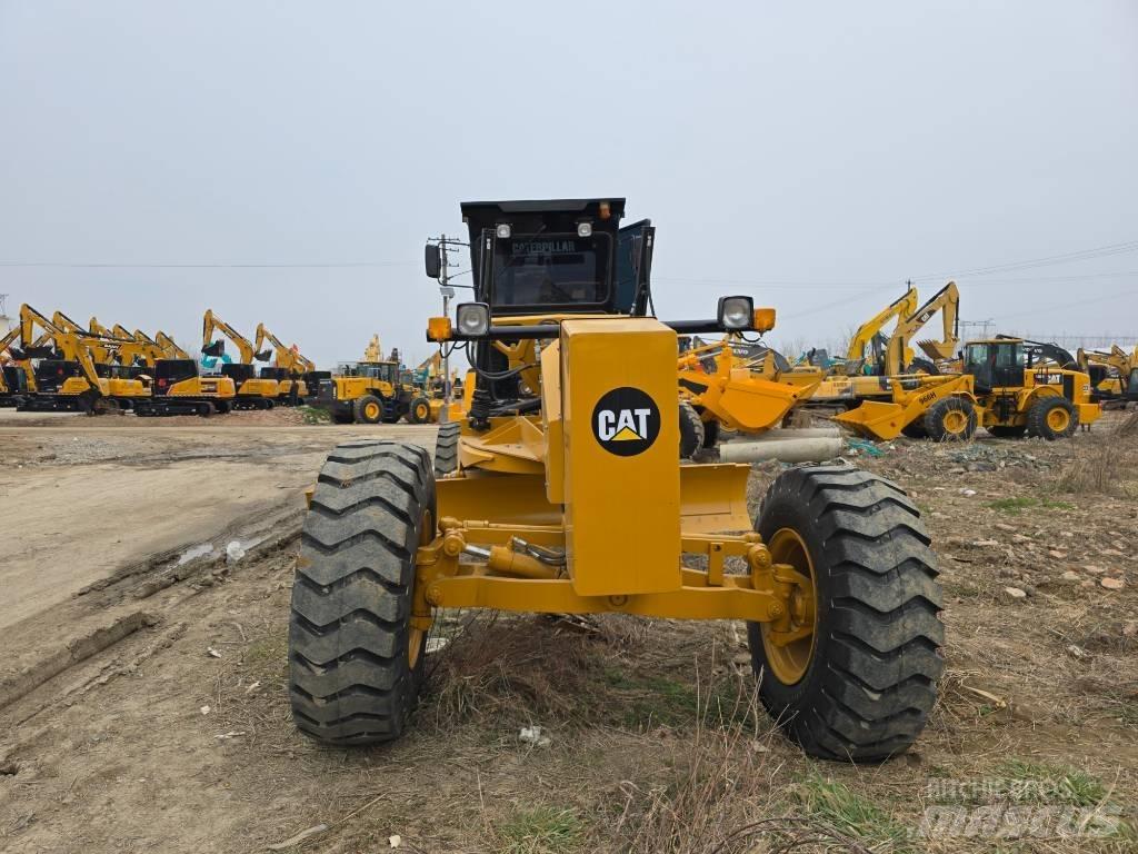 CAT 140 K Motoniveladoras