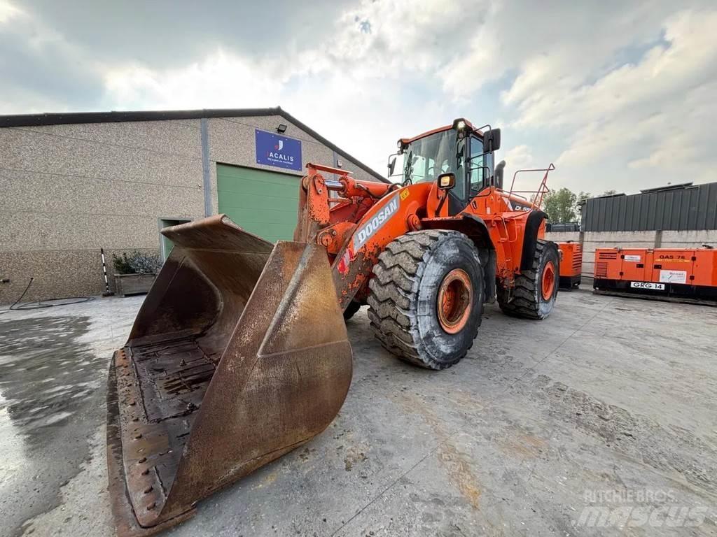 Doosan DL550 Pás carregadoras de rodas