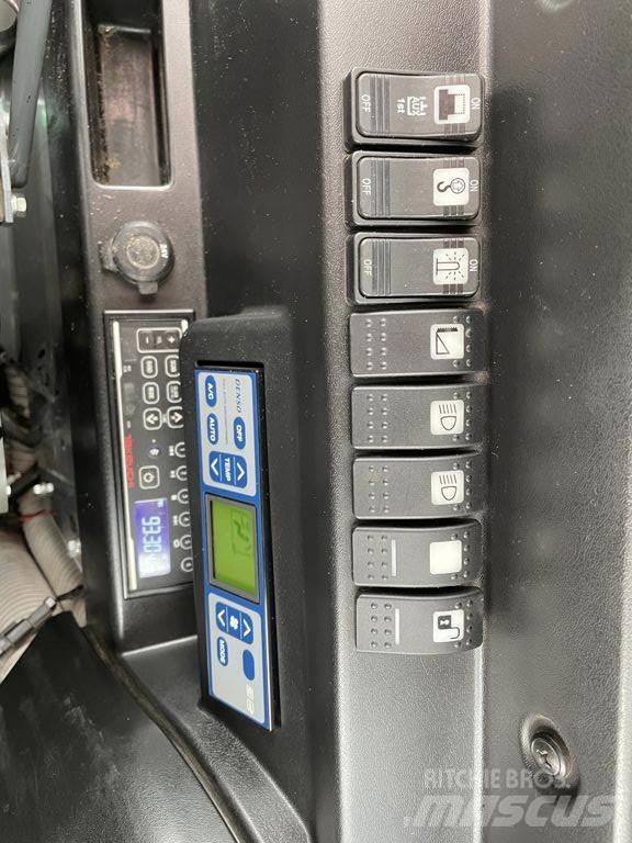 Takeuchi TB295W Escavadoras de rodas
