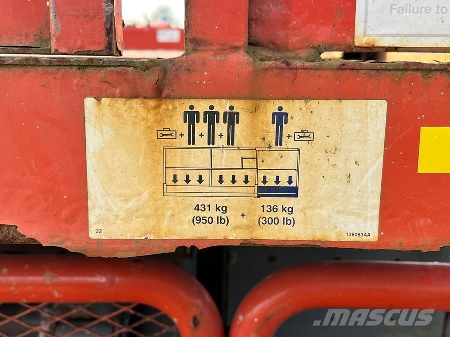 SkyJack SJ6826RT Elevadores de tesoura