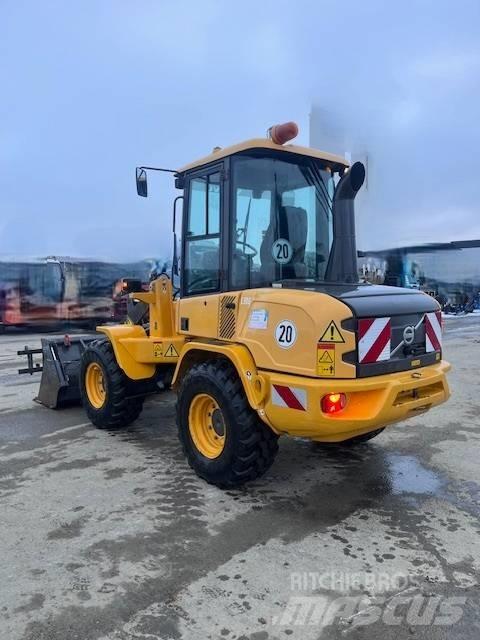 Volvo L 30 G Pás carregadoras de rodas