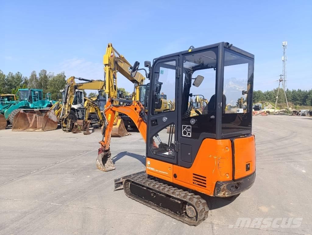 Hitachi ZX 19-5 Mini Escavadoras <7t