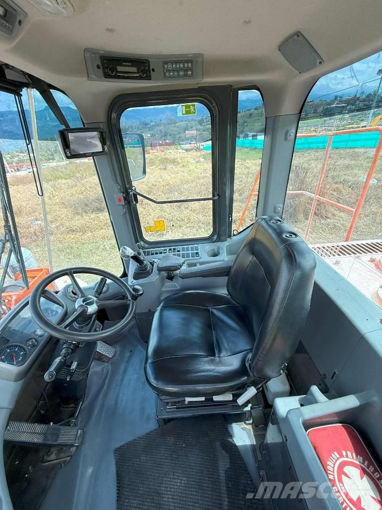 Doosan DL420A Pás carregadoras de rodas
