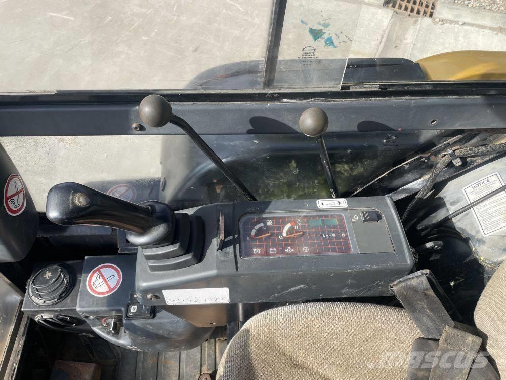 CAT 302.5 Mini Escavadoras <7t