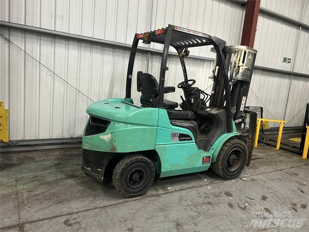 Mitsubishi FD30NT Empilhadores Diesel