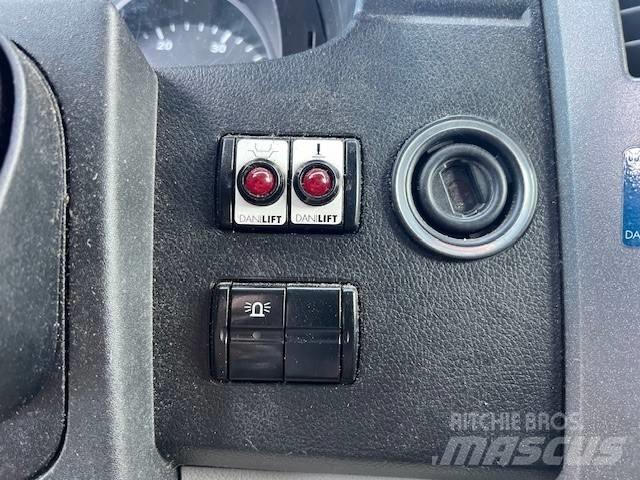Palfinger P 130 V Plataformas aéreas montadas em camião