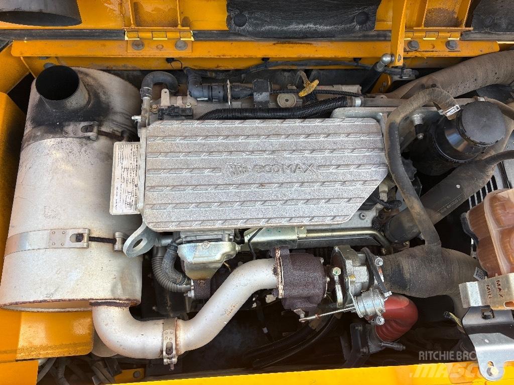 JCB JS 131 Escavadoras de rastos