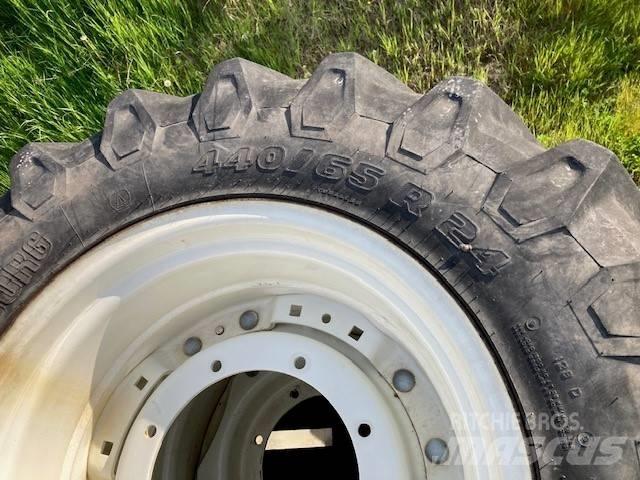 Trelleborg 440/65R24 Pneus Agrícolas