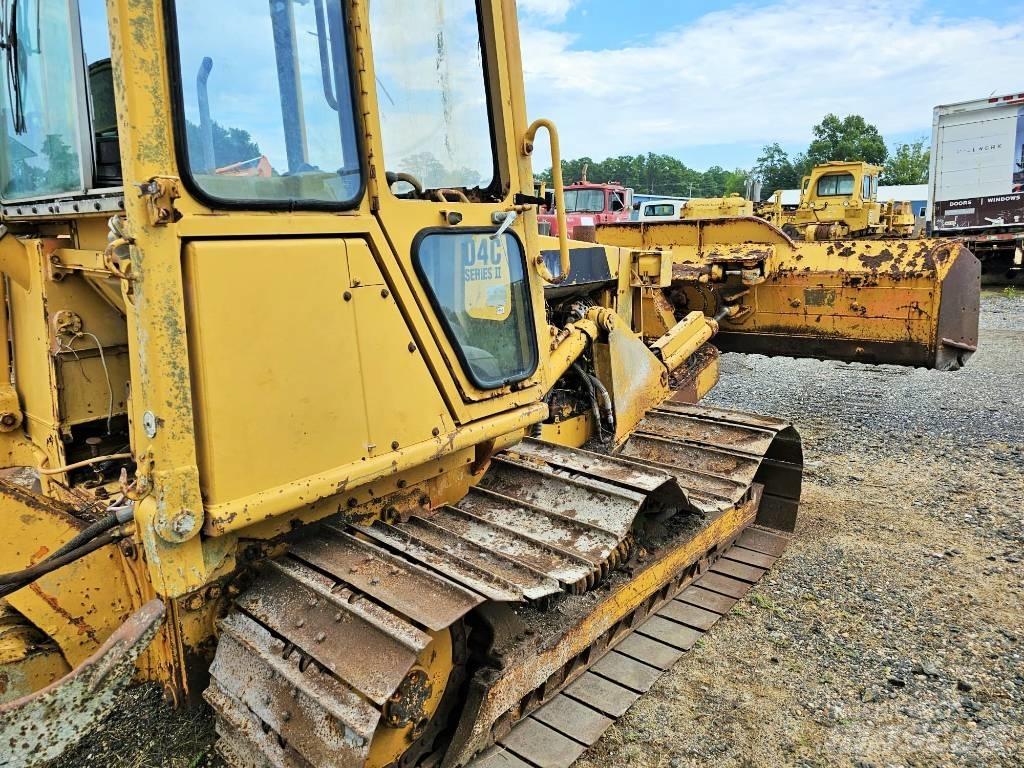 CAT D 4 C Dozers - Tratores rastos