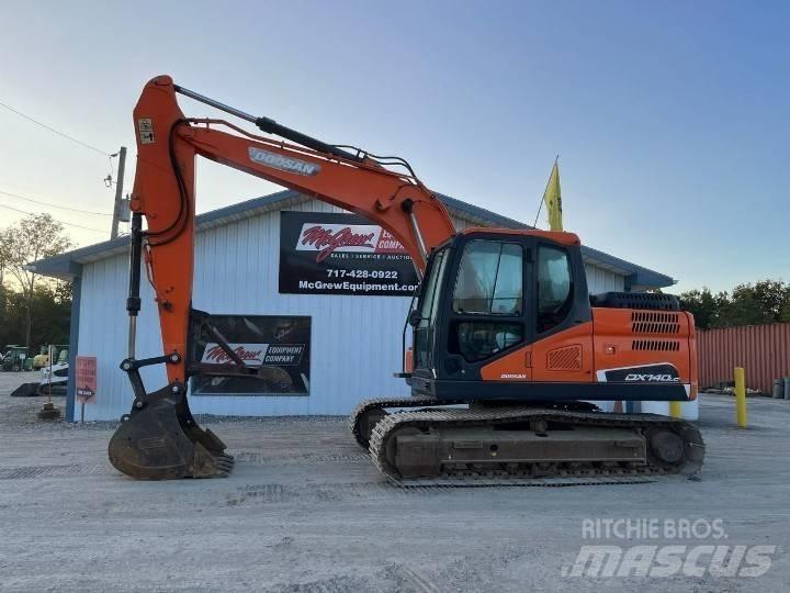 Doosan DX 140 LC Escavadoras de rastos