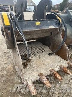 Godet MB BF 120.4 Baldes britadores