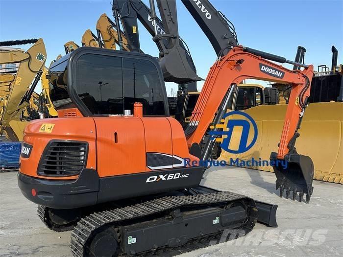 Doosan DX 60 Mini Escavadoras <7t
