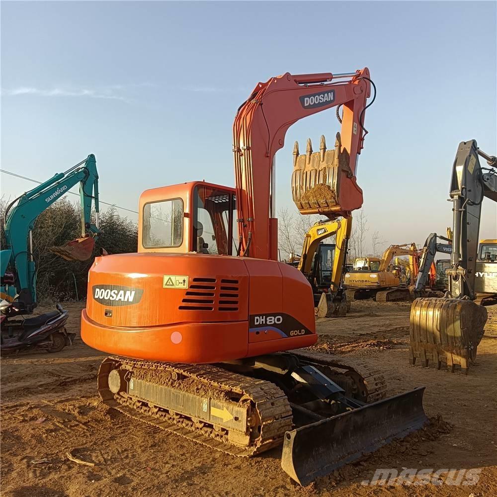 Doosan DH80G Escavadoras Midi 7t - 12t