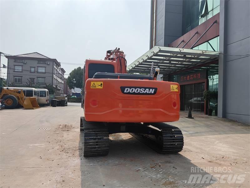 Doosan DX150 Escavadoras de rastos