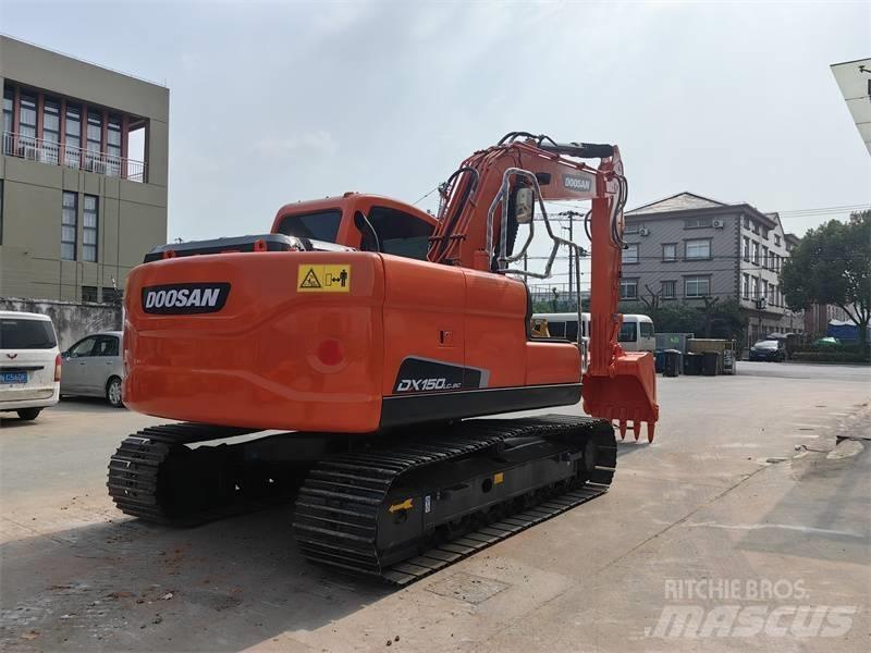 Doosan DX150 Escavadoras de rastos