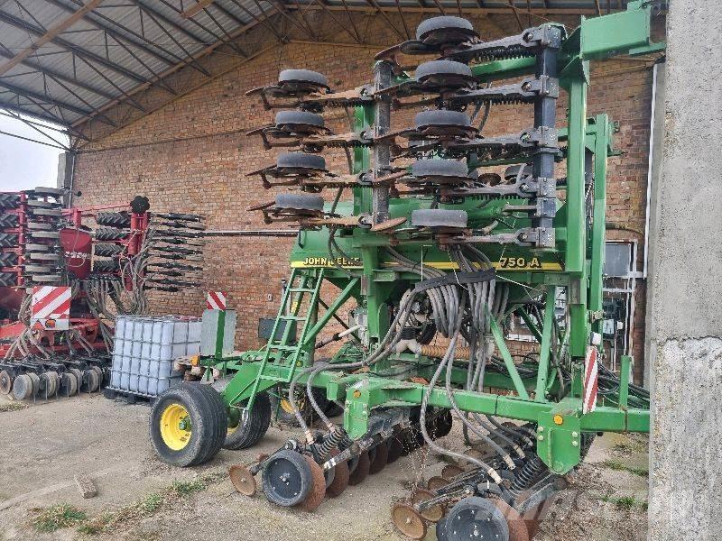 John Deere 750 A Perfuradoras