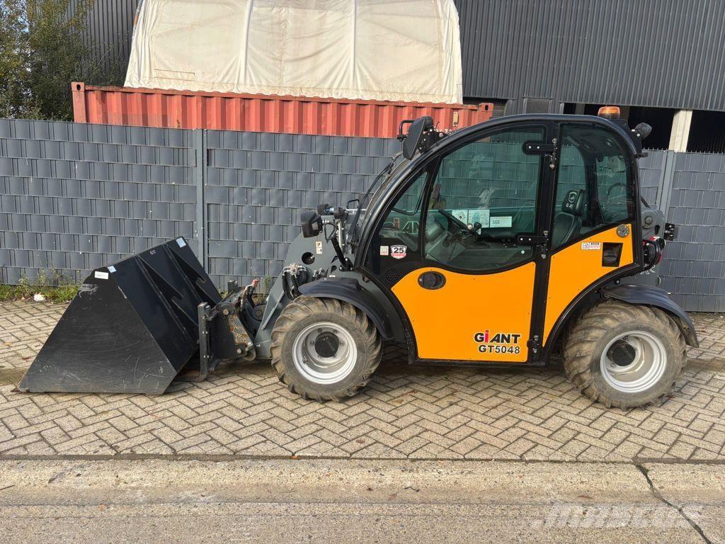 GiANT Tendo GT5048 Manipuladores telescópicos