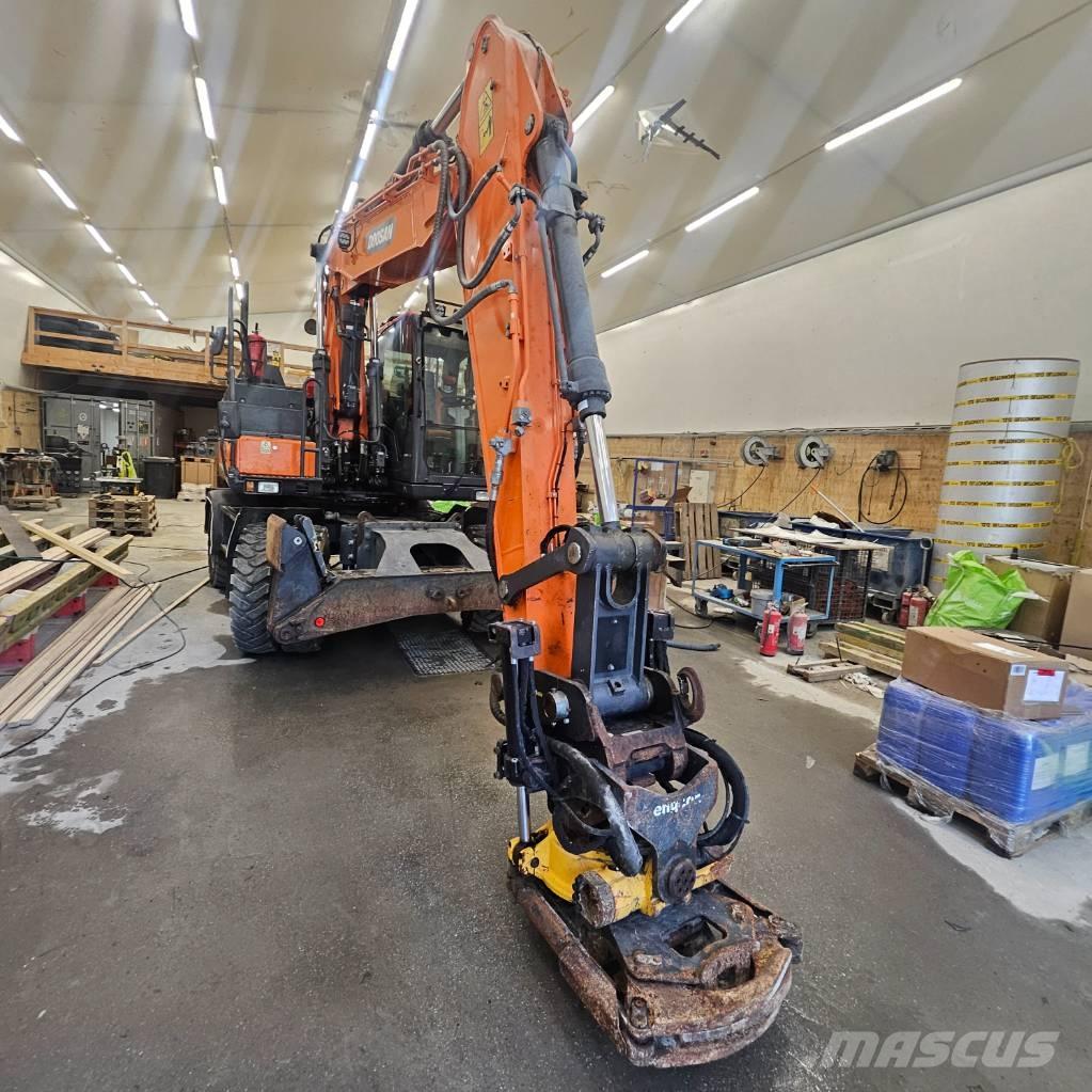 Doosan DX 170 W Escavadoras de rodas