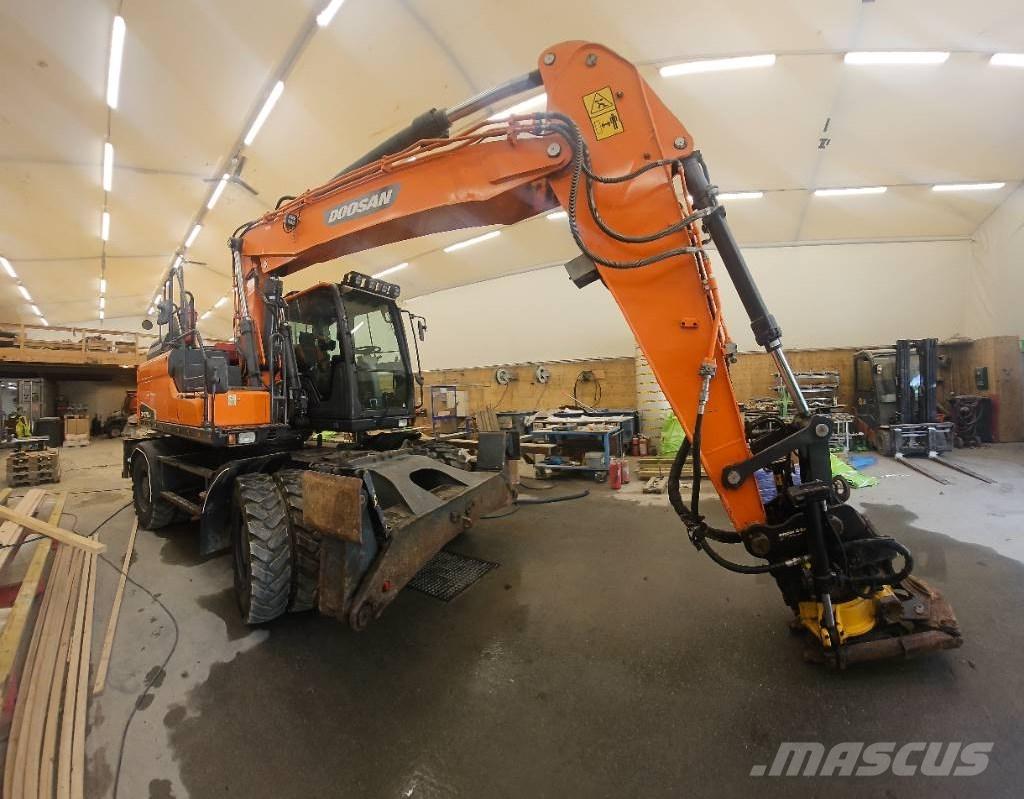 Doosan DX 170 W Escavadoras de rodas