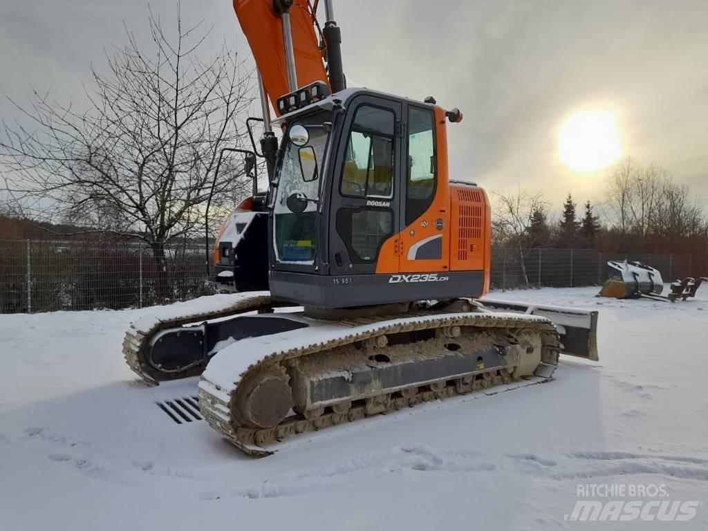Develon DX 235 LCR-5 Escavadoras de rastos