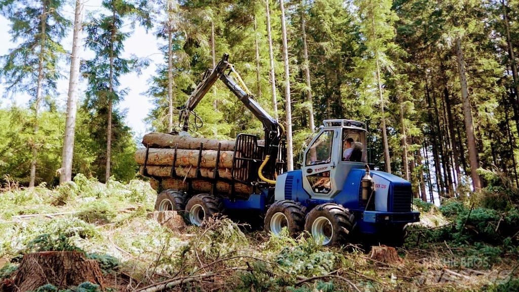 Novotný LVS 720 Forwarders florestais