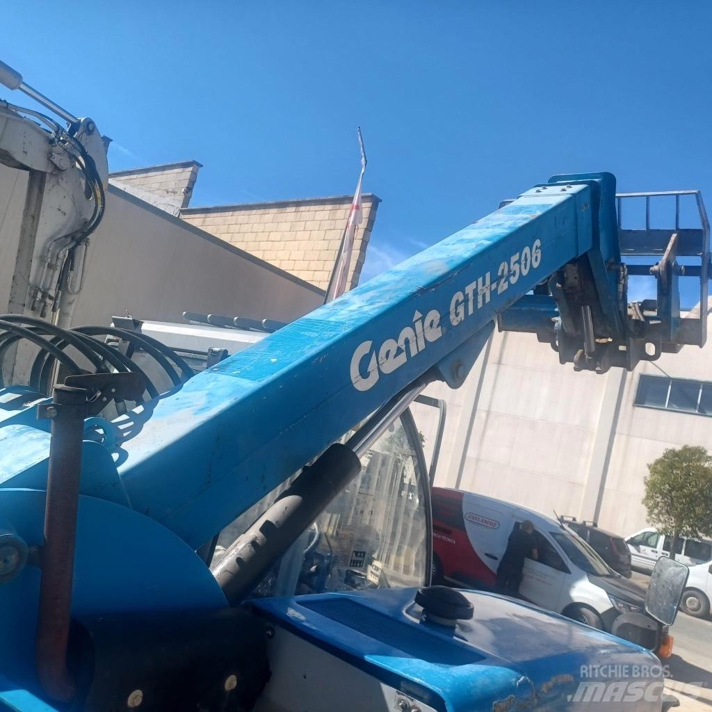 Genie GTH 2506 Manipuladores telescópicos