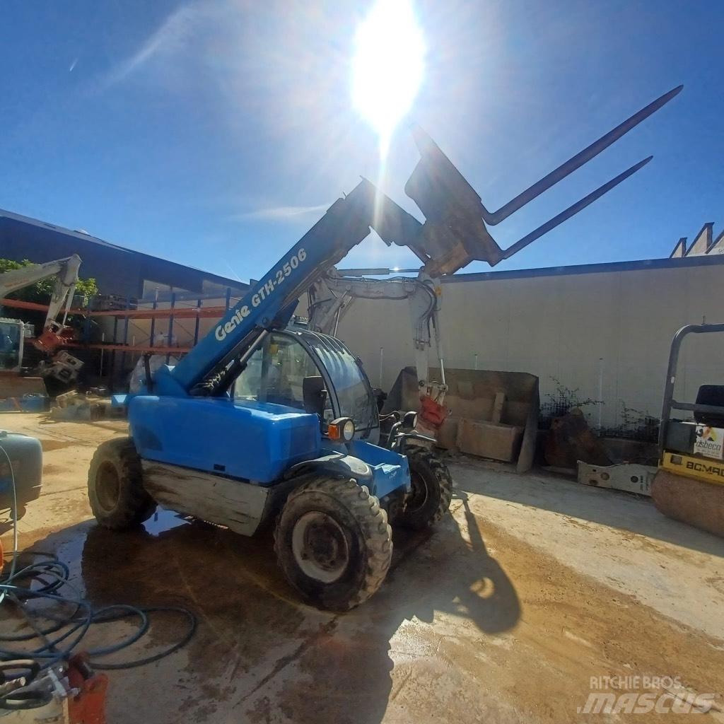 Genie GTH 2506 Manipuladores telescópicos
