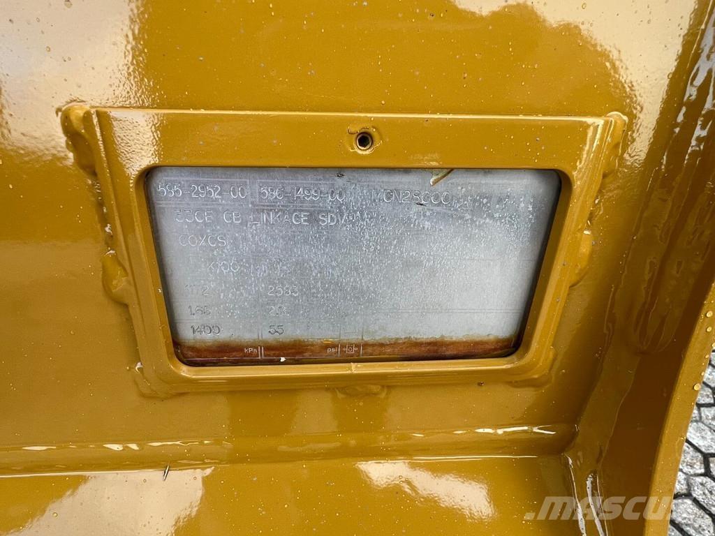 CAT 326-07 Escavadoras de rastos