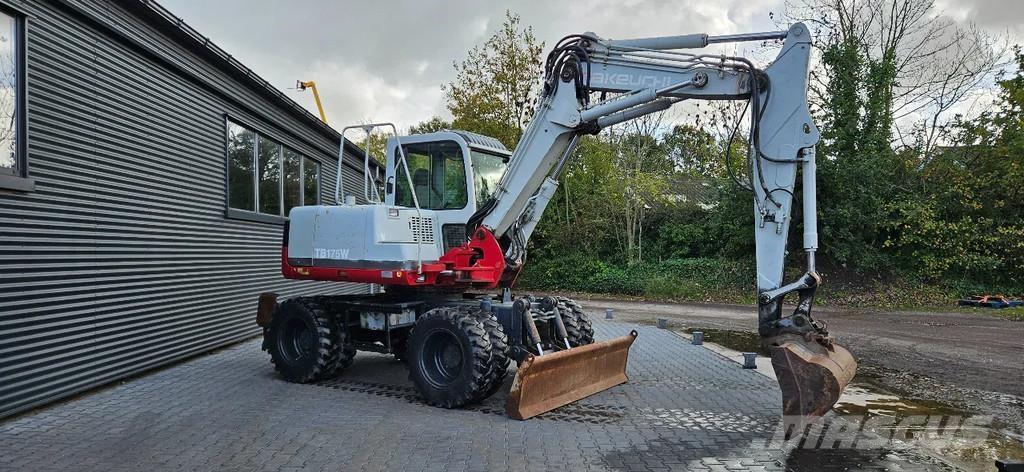 Takeuchi TB 175W Escavadoras Midi 7t - 12t