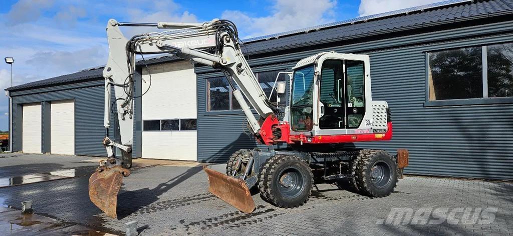 Takeuchi TB 175W Escavadoras Midi 7t - 12t