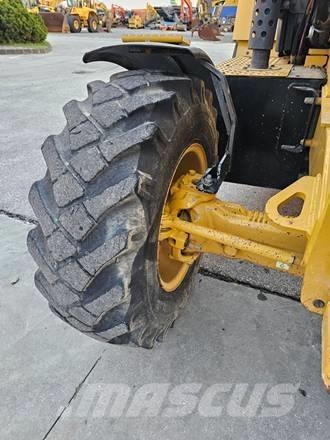 CAT 428F2 Retroescavadoras