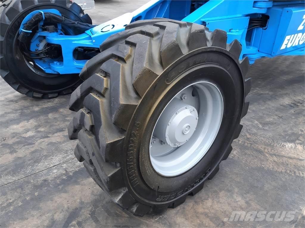 Genie Z135 70 Elevadores braços articulados
