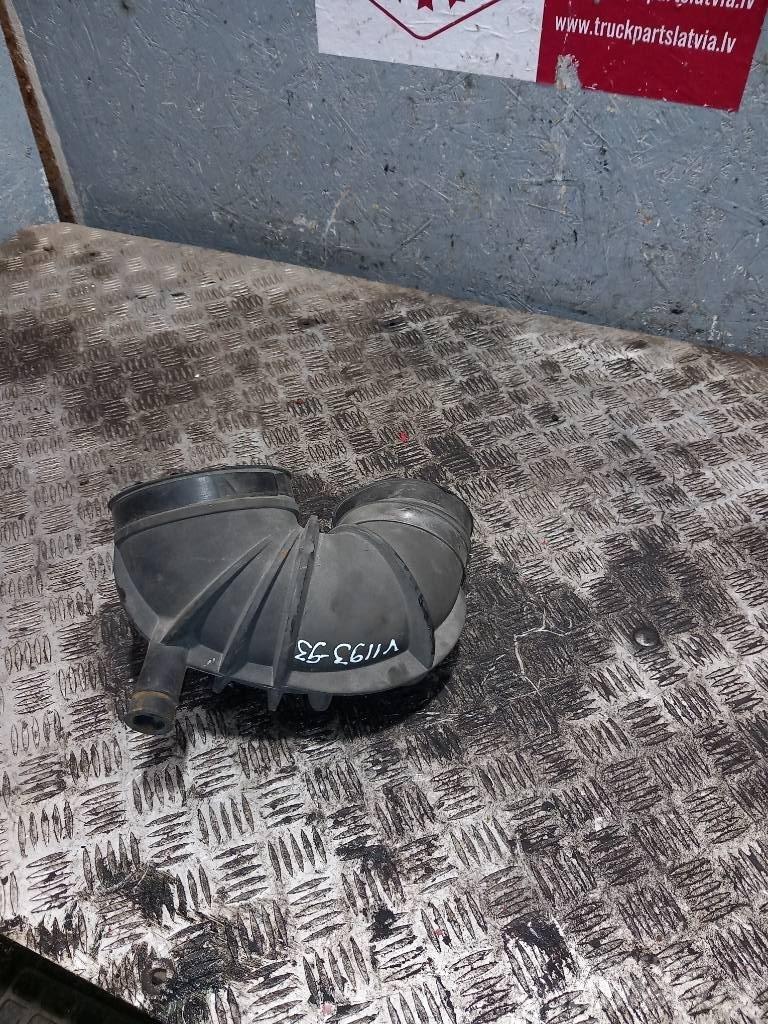 Volvo FH 12    21288834 Cabines e interior
