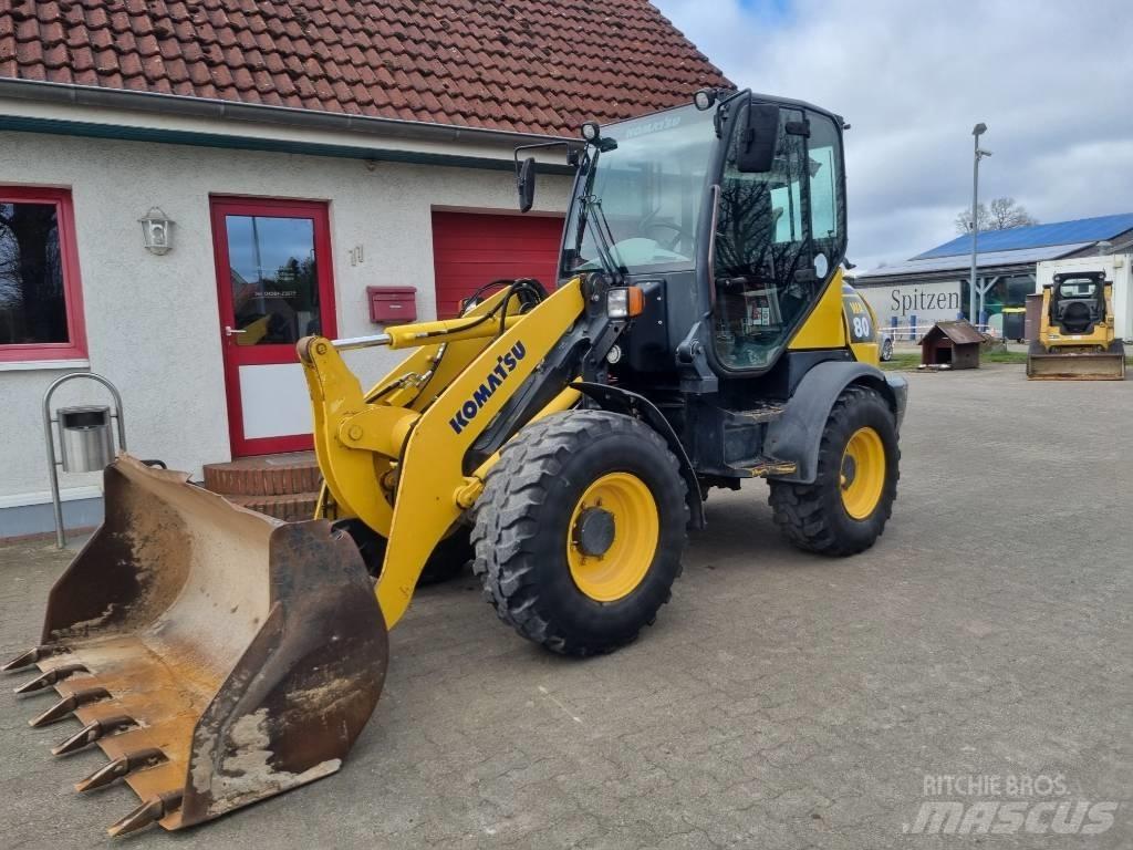 Komatsu WA 80-5 Pás carregadoras de rodas