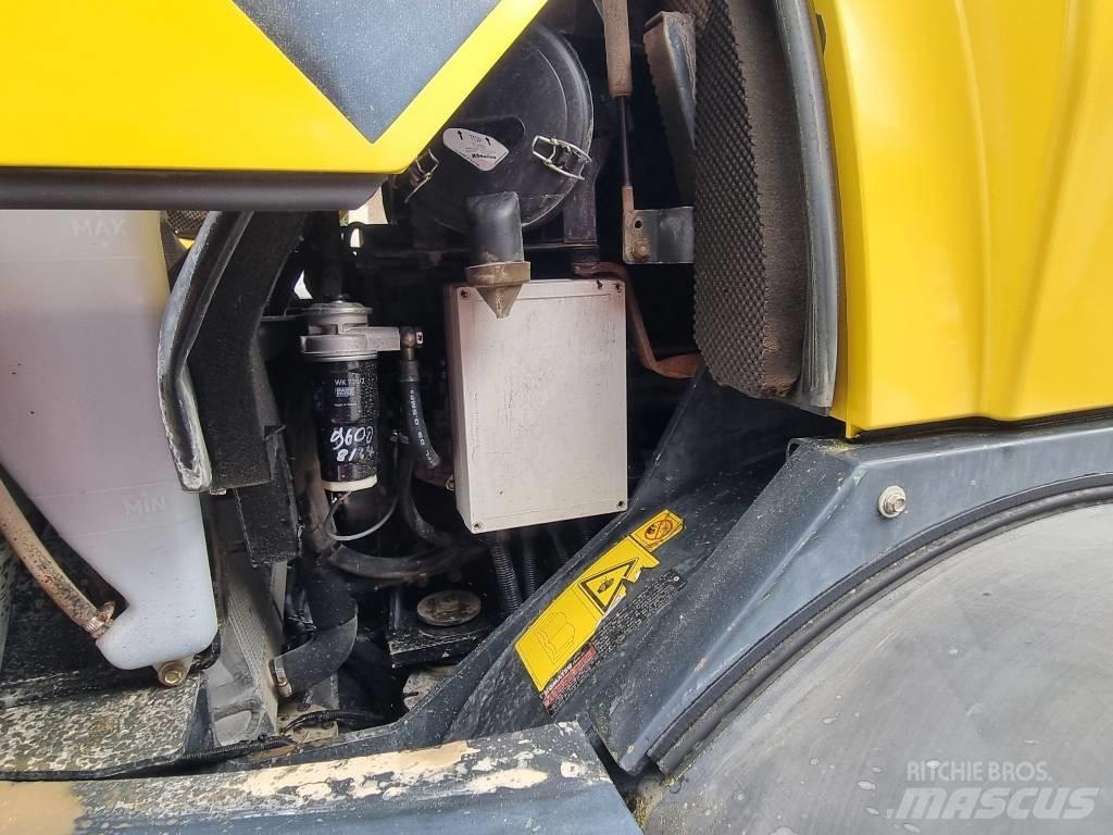 Komatsu WA 80-5 Pás carregadoras de rodas