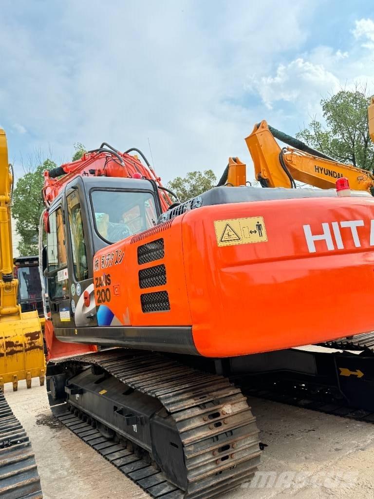 Hitachi ZX 200 Escavadoras de rastos